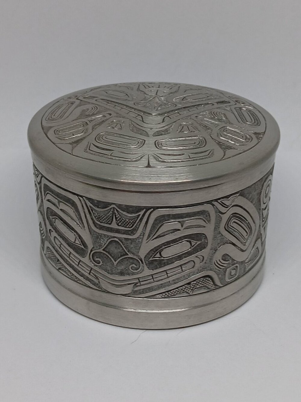VINTAGE Boma Canada Fine Pewter Trinket Box Northwest Coast First Nations Bear